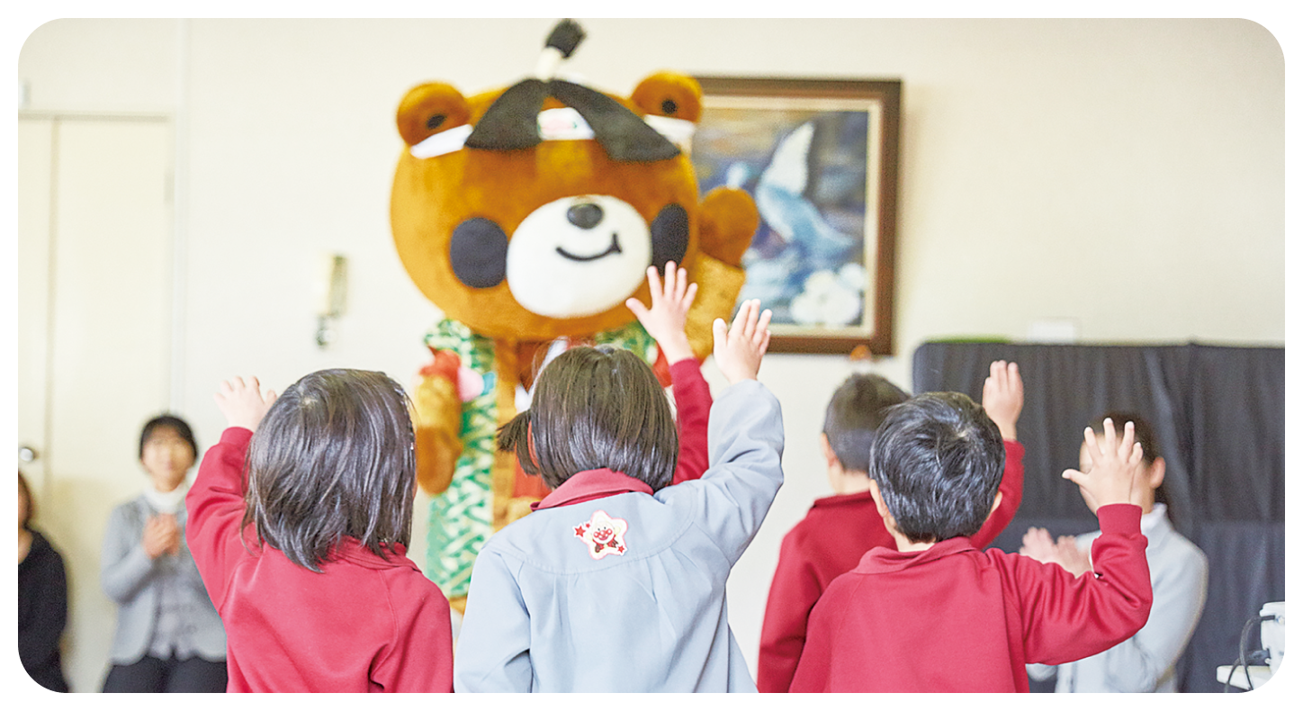くまるの交通安全教室の様子の写真