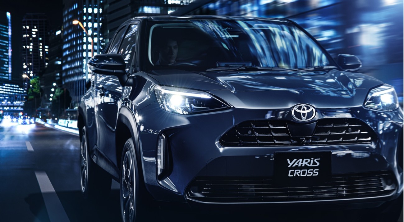 YARIS CROSS