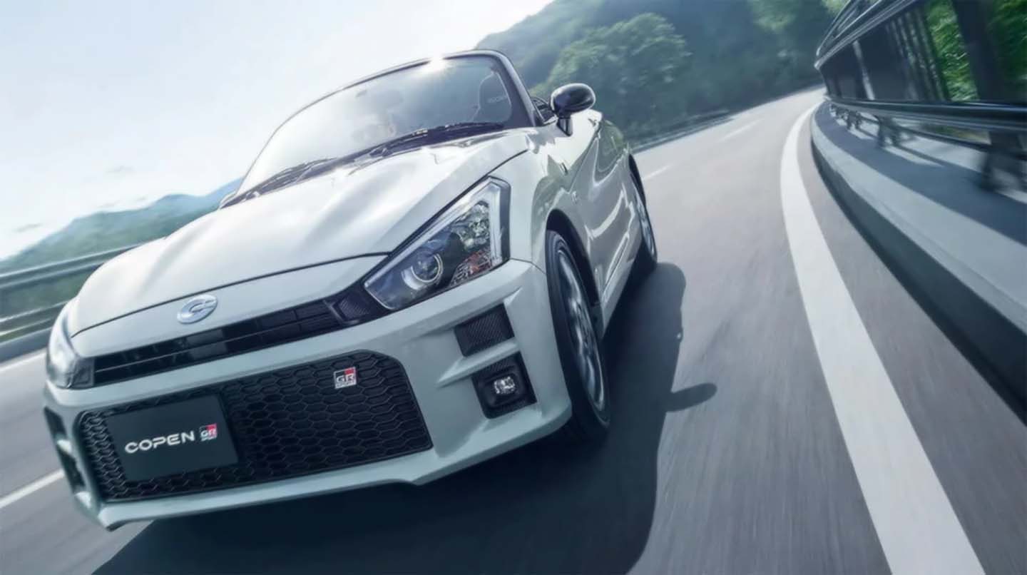 今まで知らなかった、スポーツカーの楽しさを